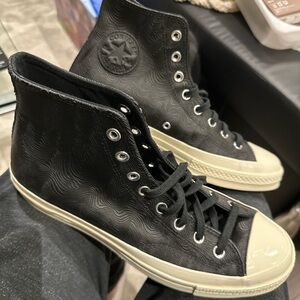 Rare Converse Black and Cream High-Top Sneakers - men US 9.5 Brand New